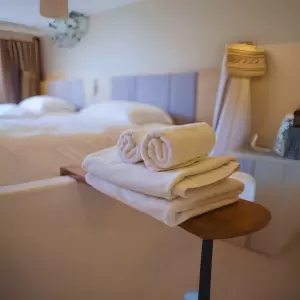 Towels, Blinds & Bath Linens