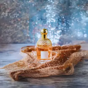 Perfumes & Fragrances